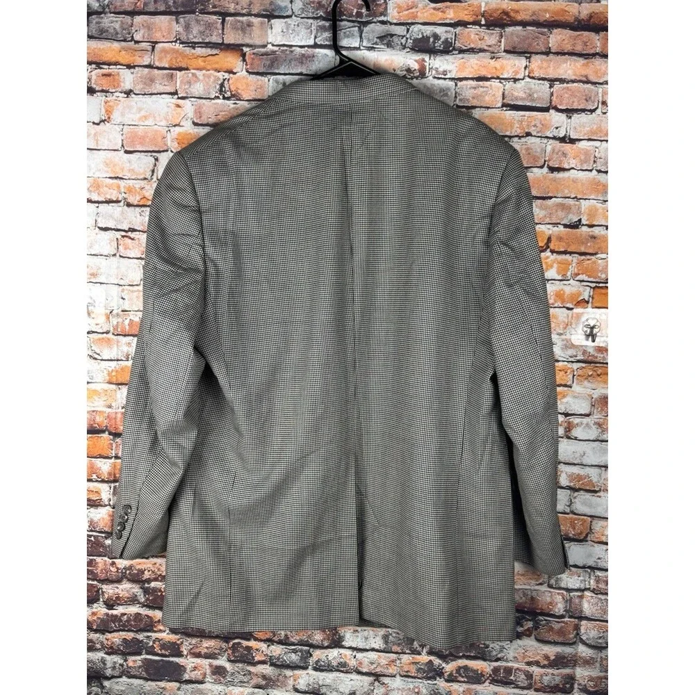 Hart Schaffner Marx hart schaffner